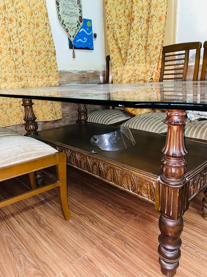 6 Seater Solid Dinning Table 1