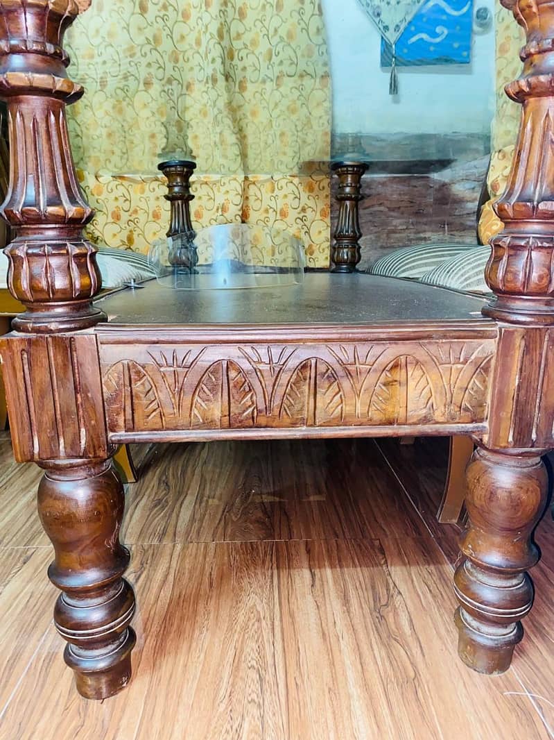 6 Seater Solid Dinning Table 2
