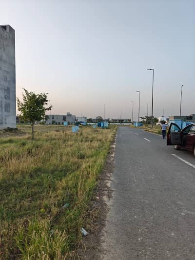 4 Marla Commercial Plot for Sale