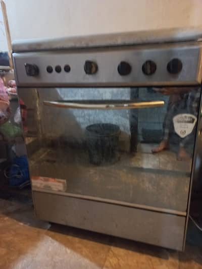 3 stove cooking range with grill