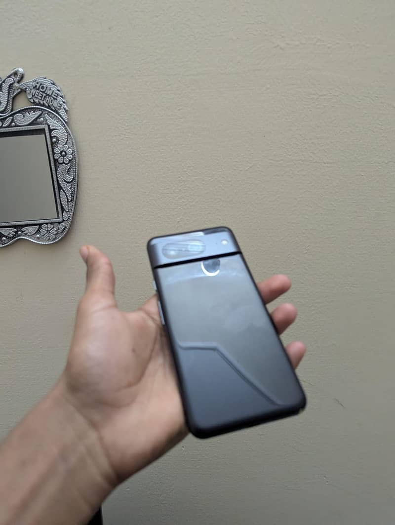 Google Pixel 8 1