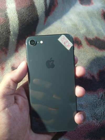 Apple iPhone 8