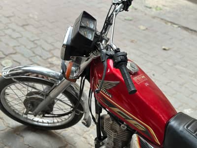 Honda CG 125 SE SPECIAL EDITION 2022/ 2023 Total genuine