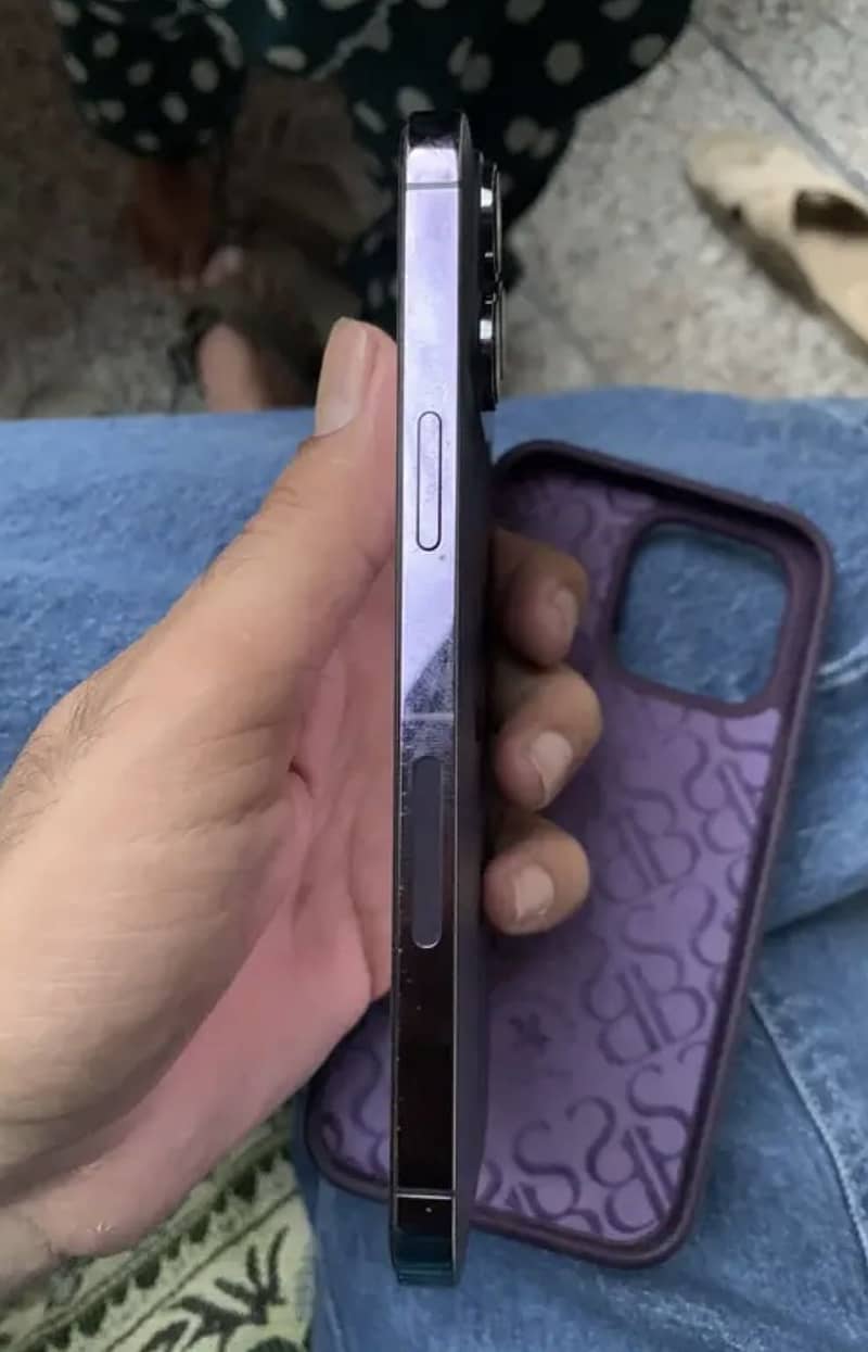Apple iPhone 14 Pro Max 3