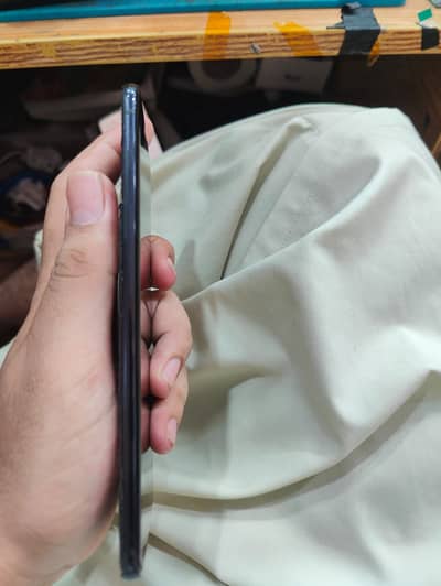 Samsung Mobile S20 Plus