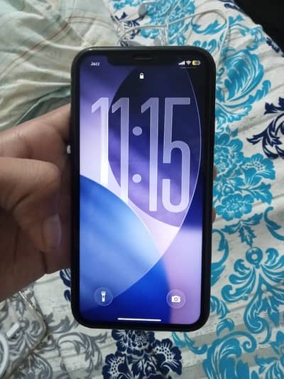 Apple iPhone 11
