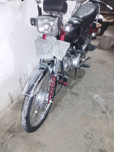 Honda CD 70 for sale 1 hand use Bike