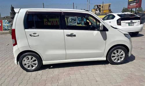 Mazda Azwagon 2012