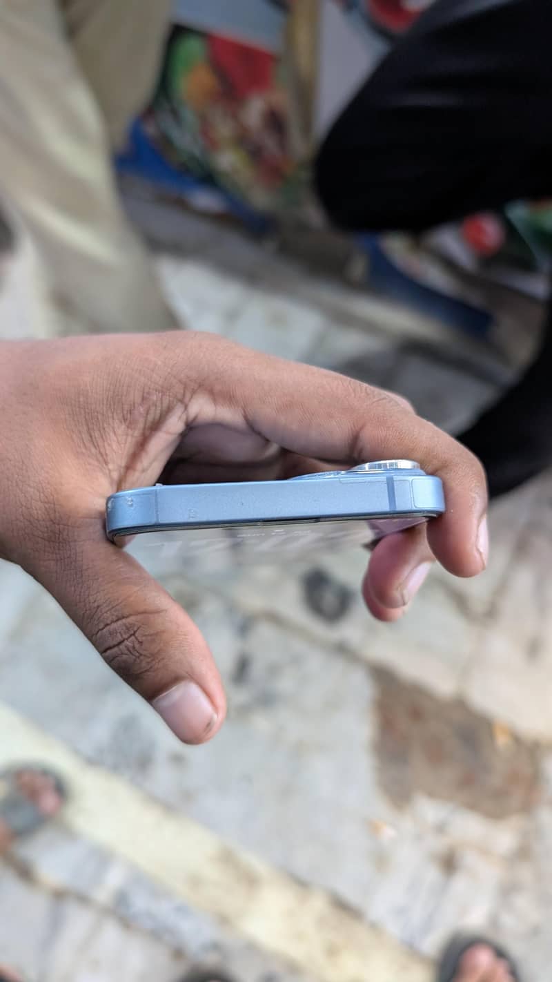 Apple iPhone 14 2