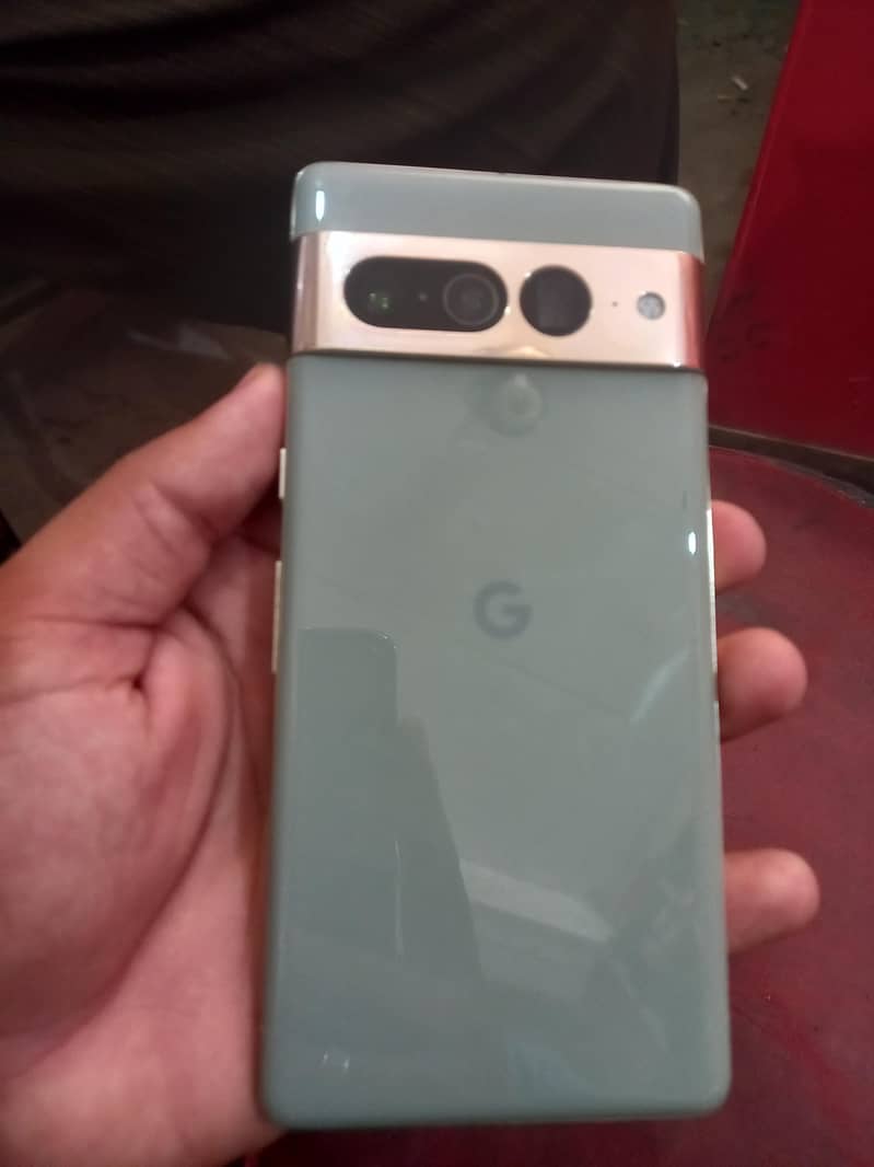 Google Pixel 7 Pro 6