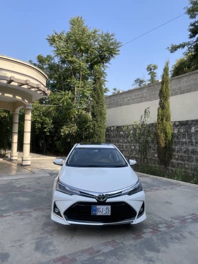 Toyota Corolla Altis Grande X CVT-i 1.8 Beige interior 2025