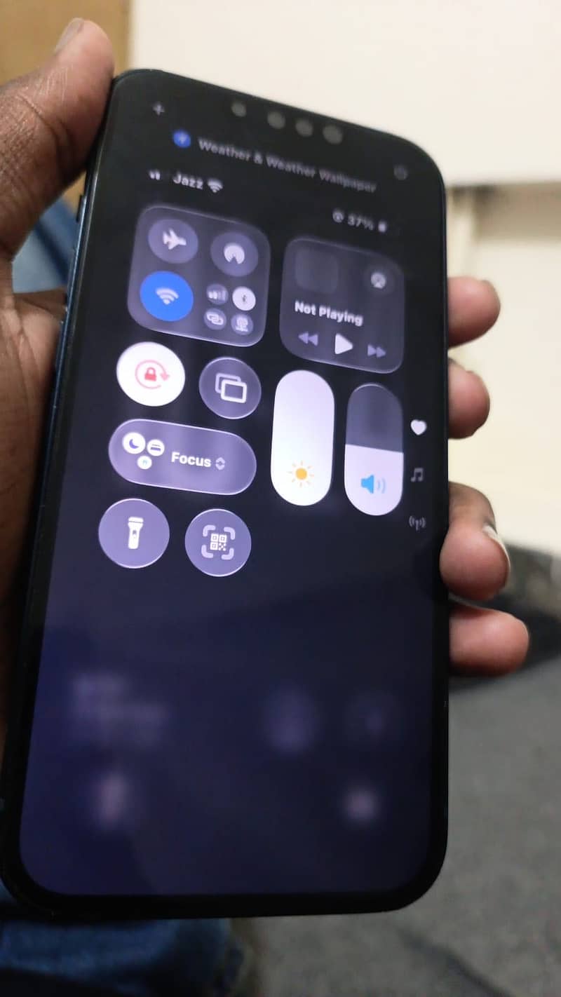 Apple iPhone 13 1
