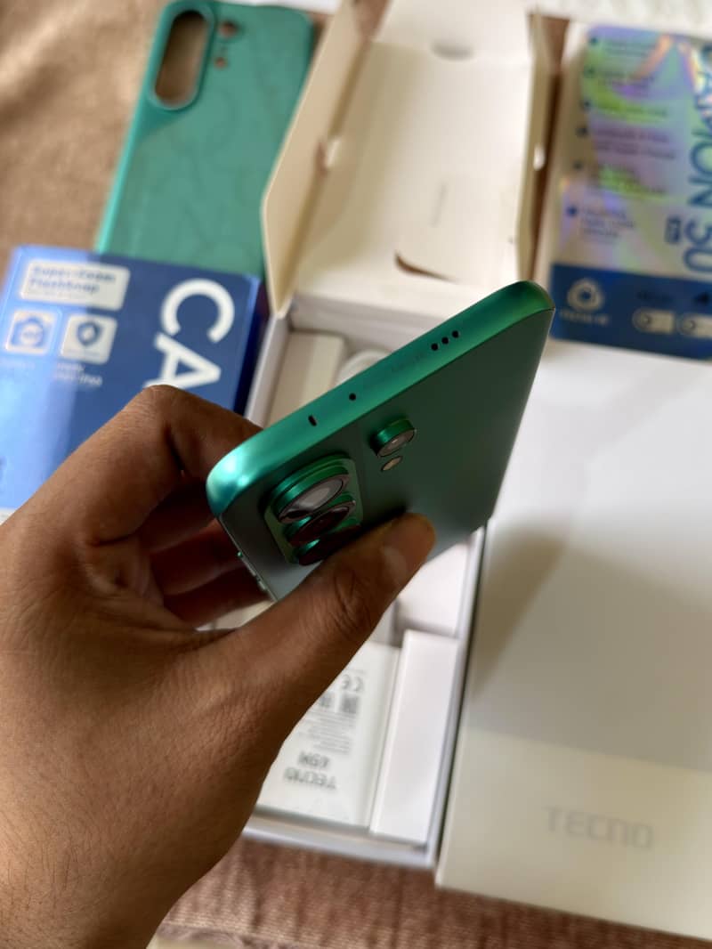 Tecno Camon 50 Pro Complete Box 5
