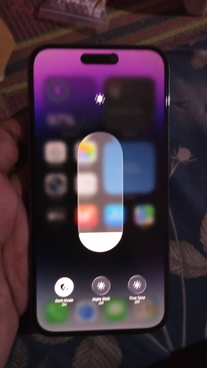 Apple iPhone 14 Pro Max 1
