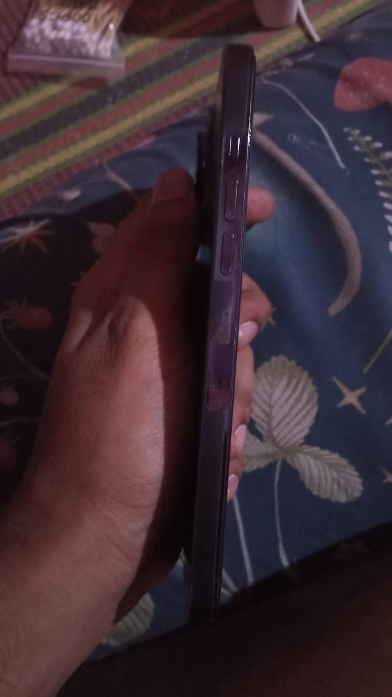 Apple iPhone 14 Pro Max 3