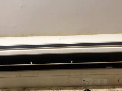 Haier 1 ton non inverter