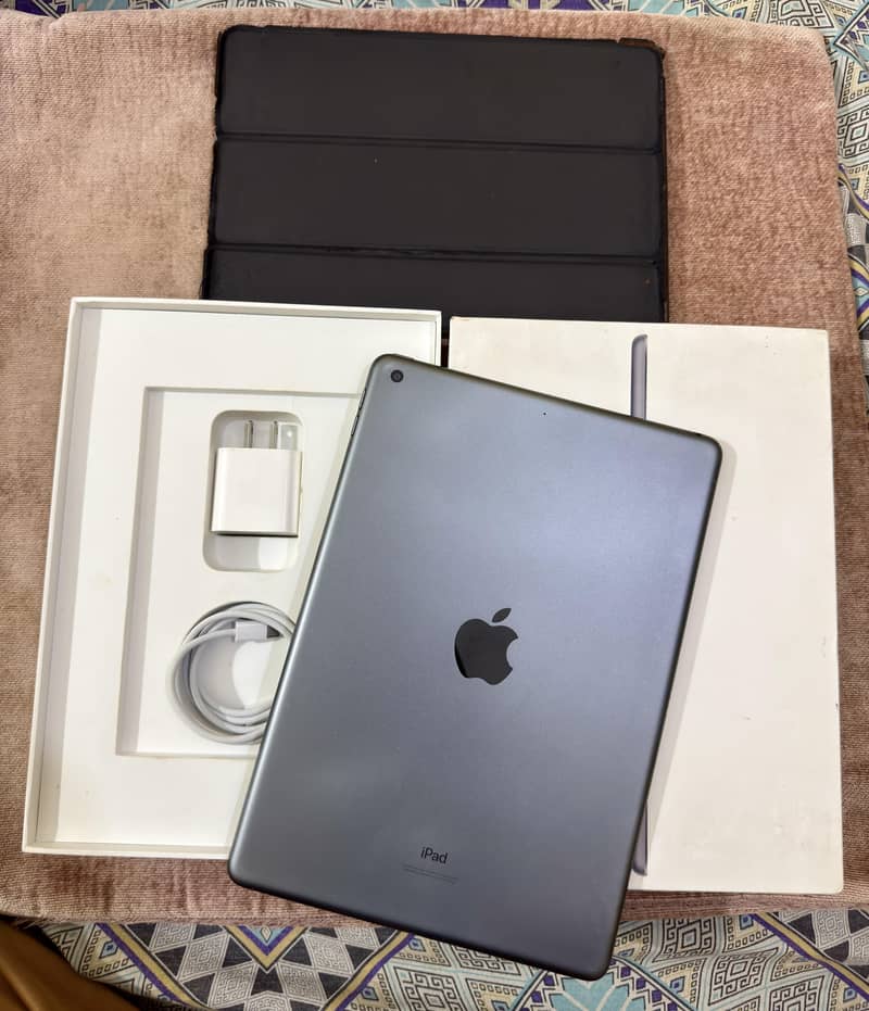 iPad 9 Gen Complete Box 0
