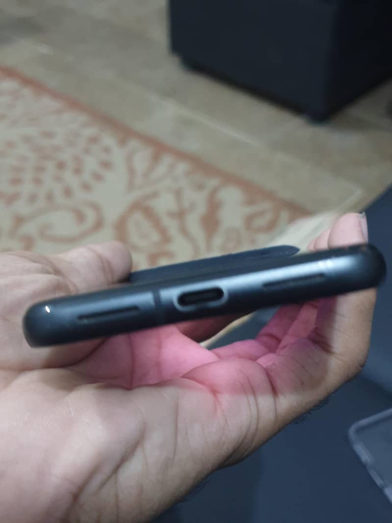 Google Pixel 8 3