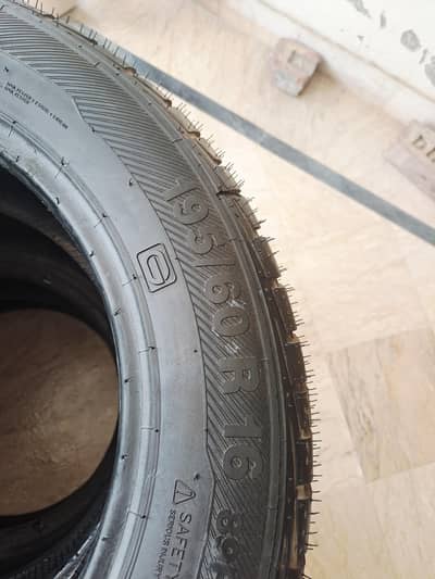 Honda brv Brand new tyres. 195/60R 16
