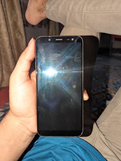 Samsung Mobile J6