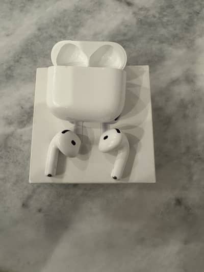 Apple airpods 4