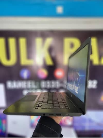 HP Chromebook 4gb 16 gb [6 to 7 hours battery]