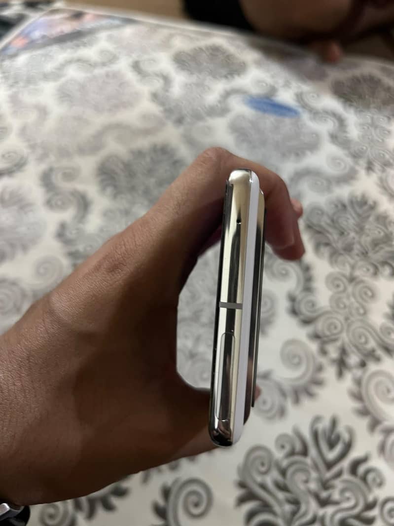 Google Pixel 7 Pro 4