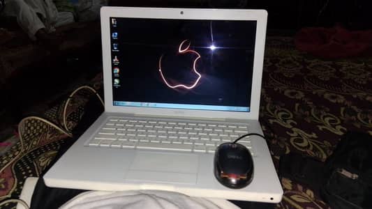 liptop sale Karna hai  MacBook model 2010 apple liptop