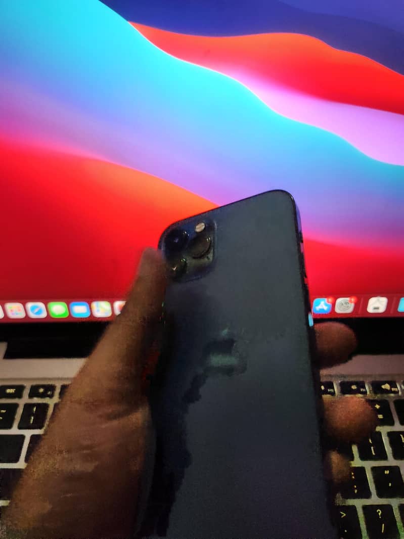 Apple iPhone 12 Pro 4