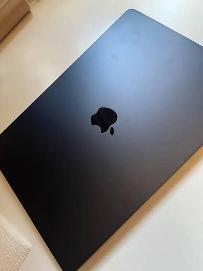 Apple MacBook Air M2 (2022)