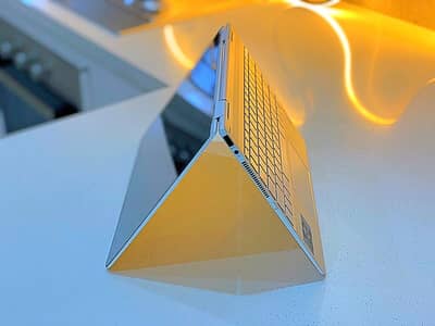 Lush Condition HP Spectre x360 | Core i7 7th Gen | 8GB RAM | 256GB NVM