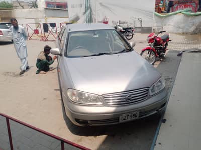 Nissan Sunny 2005