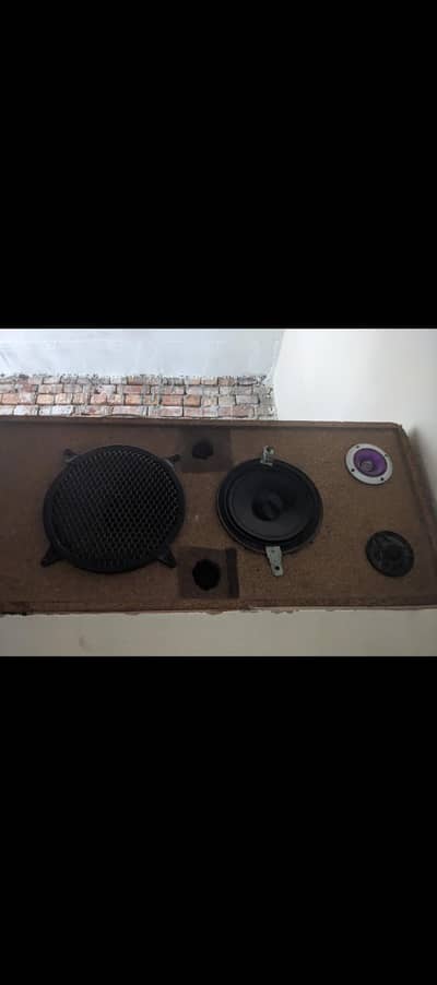 12 inch subwoofer 10 inch speaker or 8 inch speaker  havey  amplifier