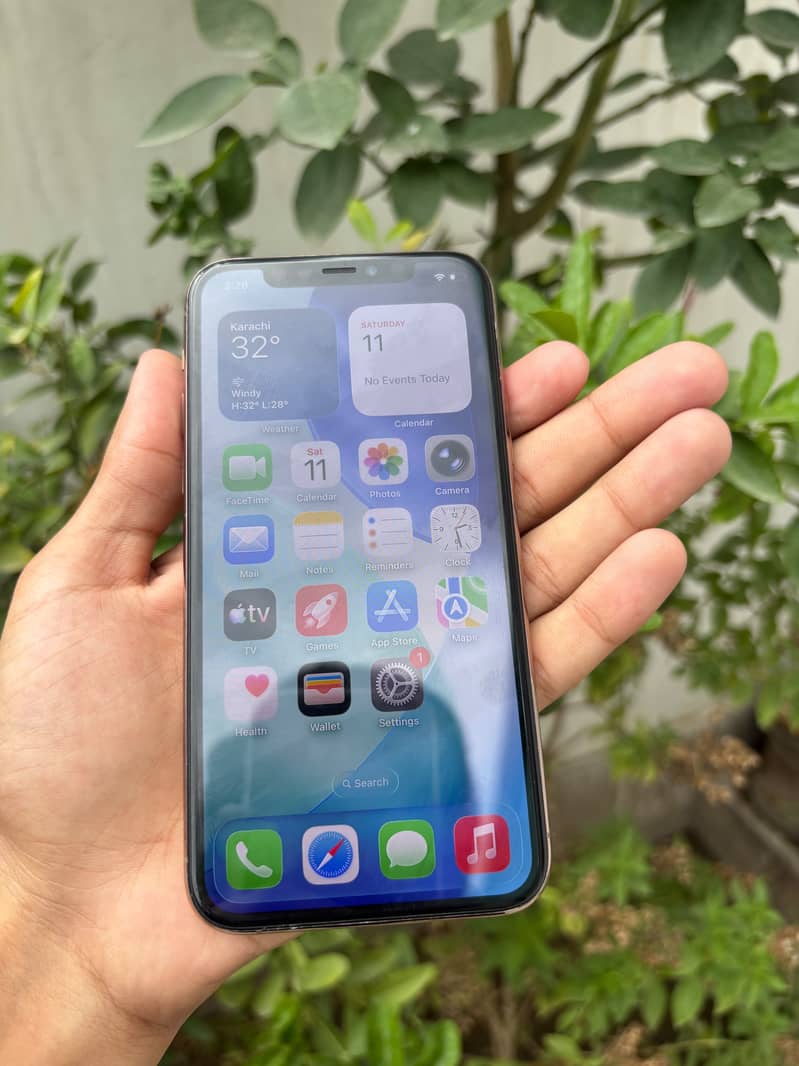Iphone 11 pro 4