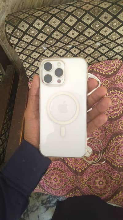 Apple iPhone 16 Pro Max