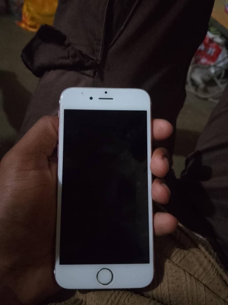 Apple iPhone 6S 2