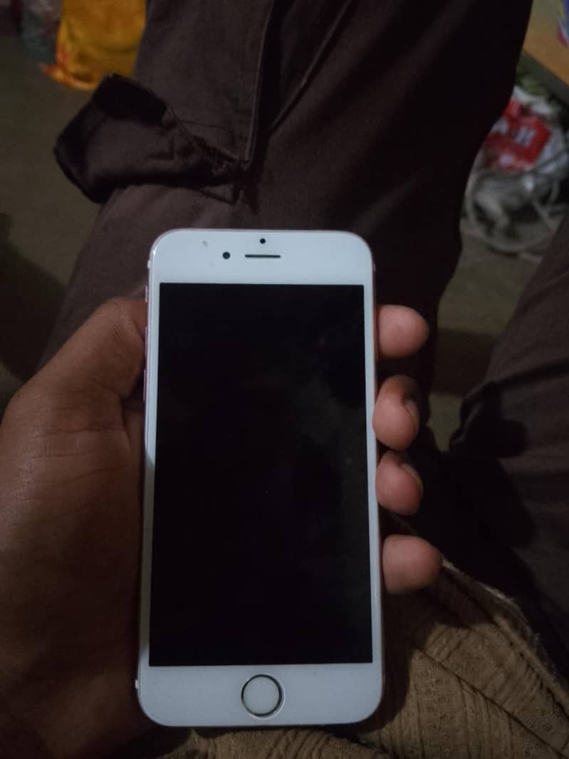 Apple iPhone 6S 3