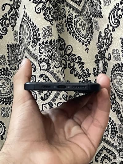 Apple iPhone 16 Plus