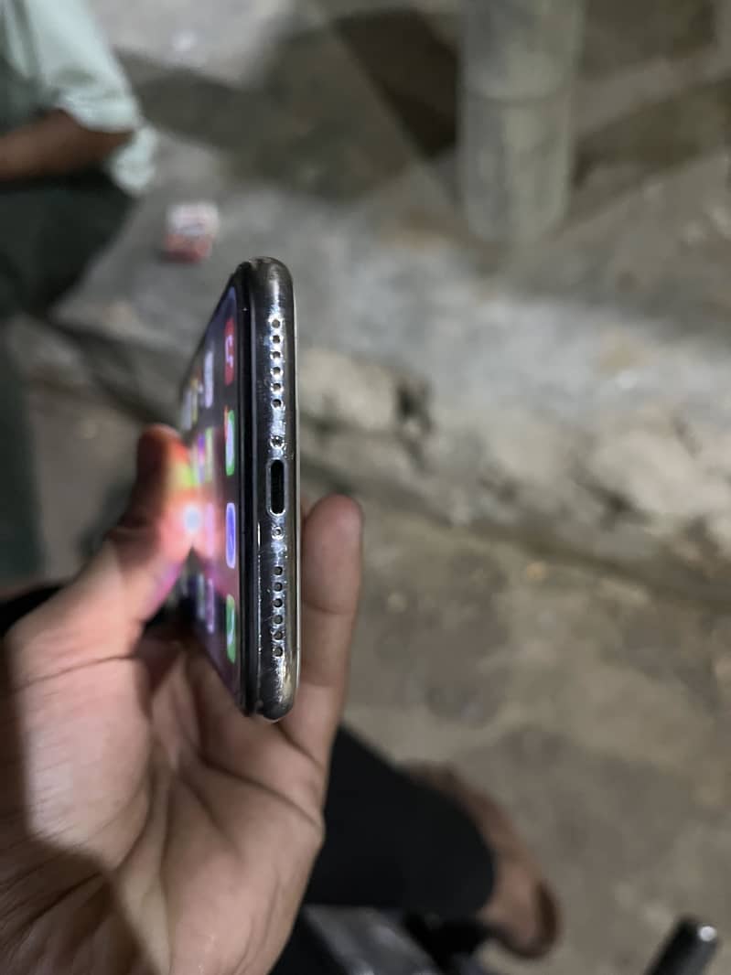 Apple iPhone X 1