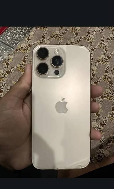 Apple iPhone 16 pro max