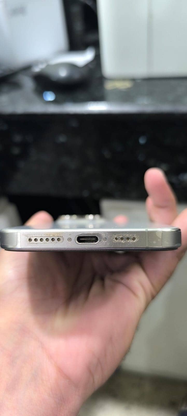 Apple iPhone 15 Pro Max 1