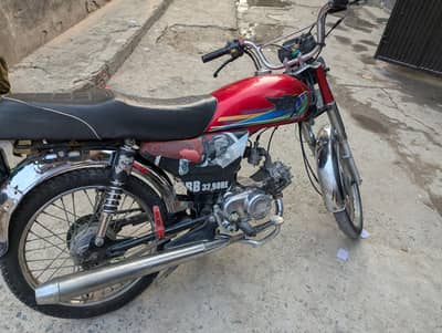Ravi bike 22 model  CD 70cc rate almost final Urgent sale