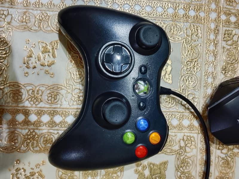 Xbox 360 controller (New) 1