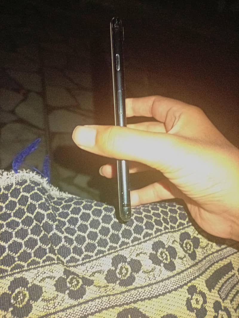 Apple iPhone 7 2