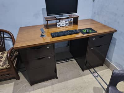 OFFICE TABLE NEW