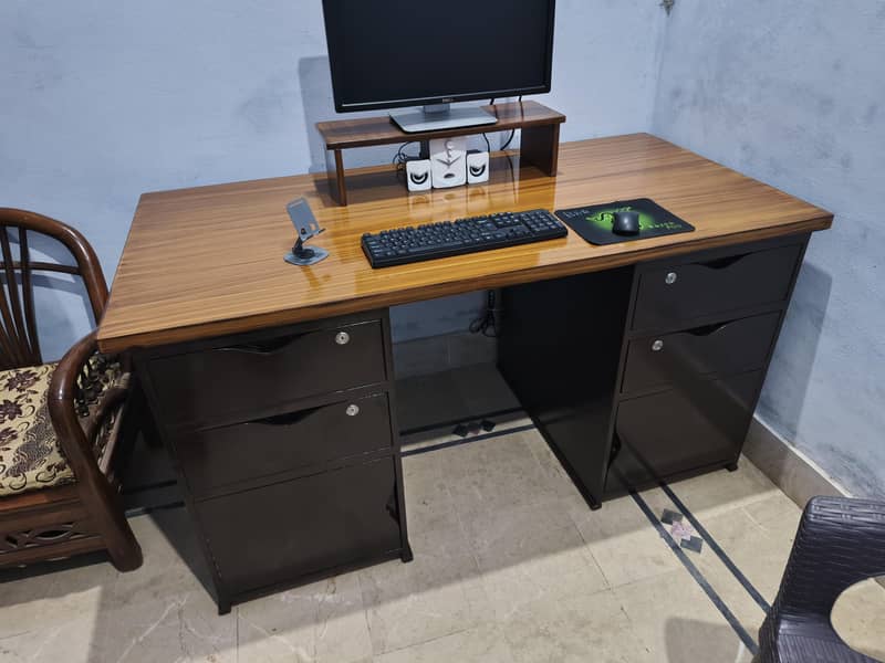 OFFICE TABLE NEW 0