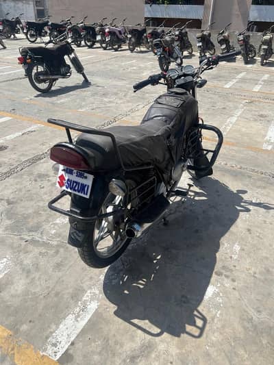 Suzuki GS150