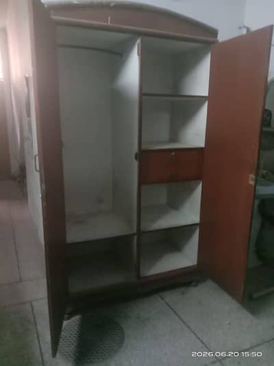 wood cabnat