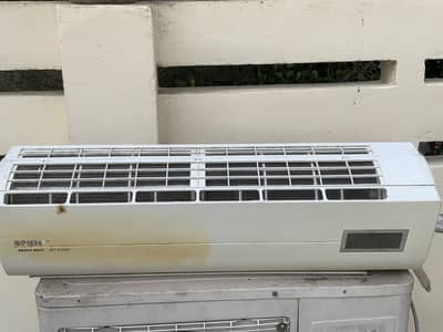 1.5 ton Orient split ac