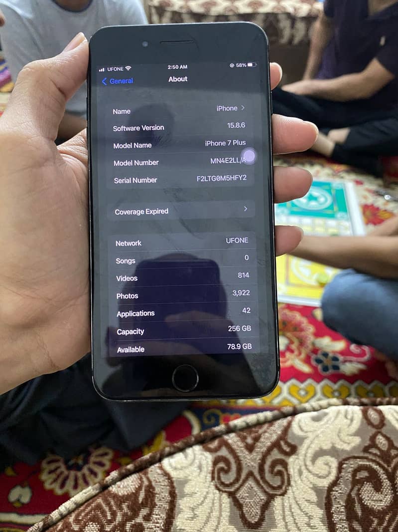 Apple iPhone 7 Plus 1